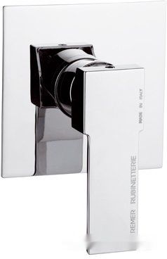 Смеситель Remer Qubica Q 30