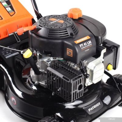 Колёсная газонокосилка Patriot PT 41 LM (512109002)