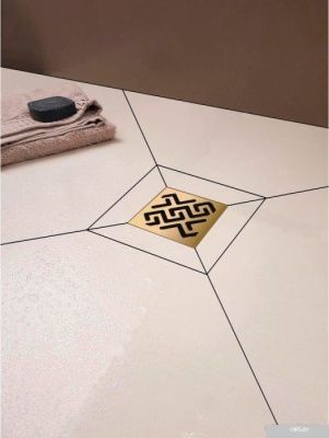 Berges Wasserhaus Zentrum Antik 100х100 092364 (золото глянец)