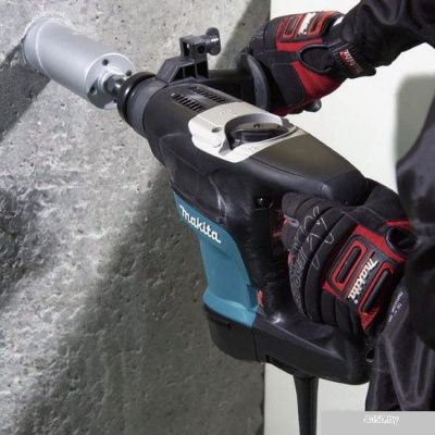 Makita HR3200C