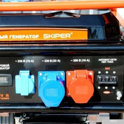 Бензиновый генератор Skiper LT9000ЕG3