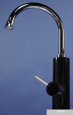 Водонагреватель Electrolux Taptronic (черный)