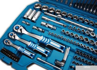 Hogert Technik HT1R444 (222 предмета)