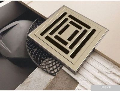 Berges Wasserhaus Zentrum Uno 100x100 090371 (матовый хром)