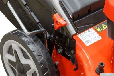 Колёсная газонокосилка ECO LG-633