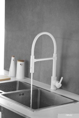 Rose R133C (белый)