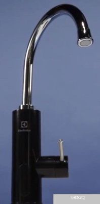 Водонагреватель Electrolux Taptronic (черный)