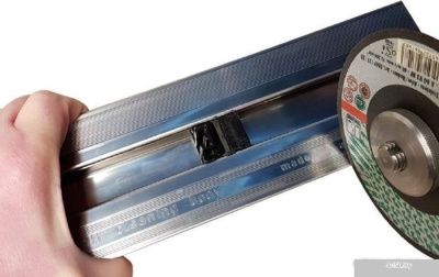 Berges Wasserhaus Super Slim 1200 090084 (матовый хром)