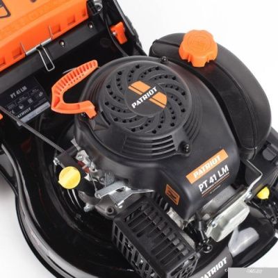 Колёсная газонокосилка Patriot PT 41 LM (512109002)