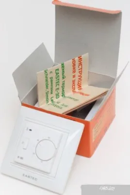 Терморегулятор Eastec E-30 механический (белый)