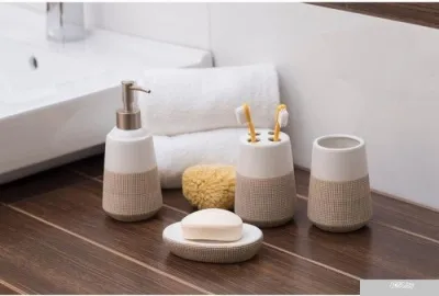 AWD Interior AWD02191440