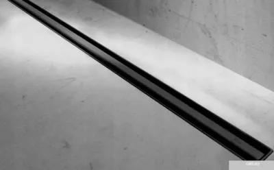 Rea Neo Slim Pro 70 см (черный)