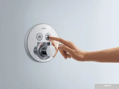 Смеситель Hansgrohe ShowerSelect S [15743000]