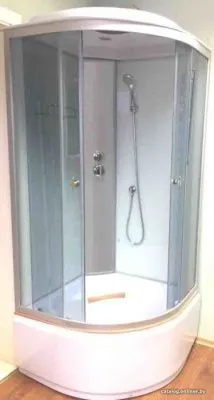 Coliseum Симпл T-80 (белый/тонированное стекло)