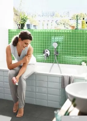 Смеситель Hansgrohe Novus 71045000