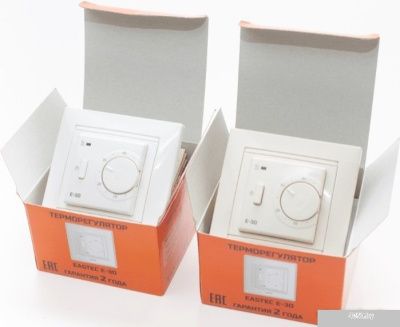 Терморегулятор Eastec E-30 механический (кремовый)