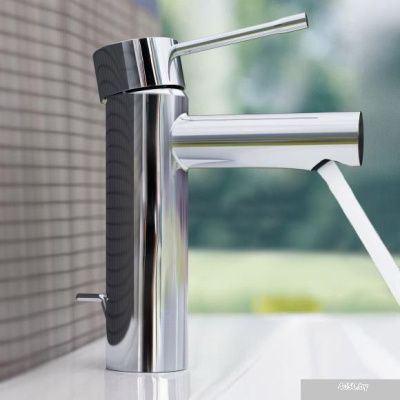 Смеситель Grohe Essence 32898001