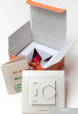 Терморегулятор Eastec E-30 механический (кремовый)