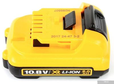DeWalt DCB127-XJ (10.8В/2 Ah)