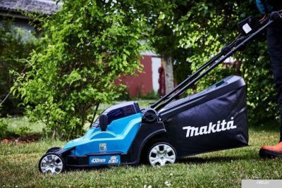 Makita DLM432PT2
