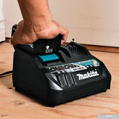 Makita DC18RE (10.8-18В)