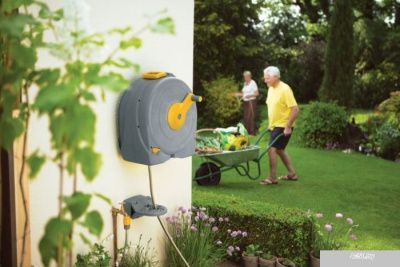Hozelock Wall Mounted Fast Reel 2496 (1/2, 40 м)