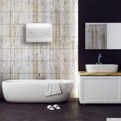 Водонагреватель Electrolux EWH 30 Citadel H