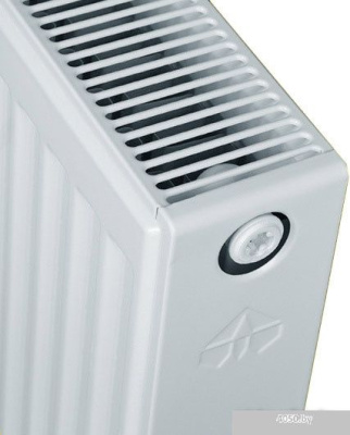 Стальной панельный радиатор Лидея ЛК 22-505 тип 22 500x500